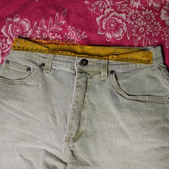 Shorts - Picture 4 of 6